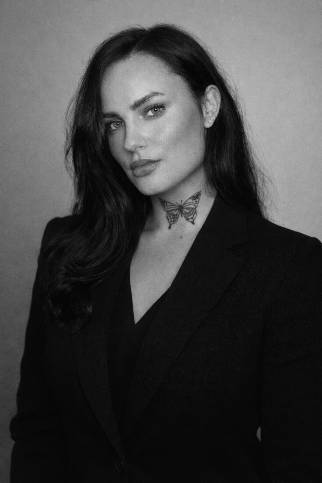 HANNA-MOODY_DJ_SMILEYFACE